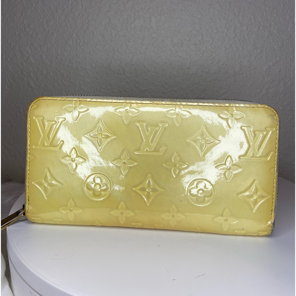 LV GUC Perle Vernis Zip Around Wallet
